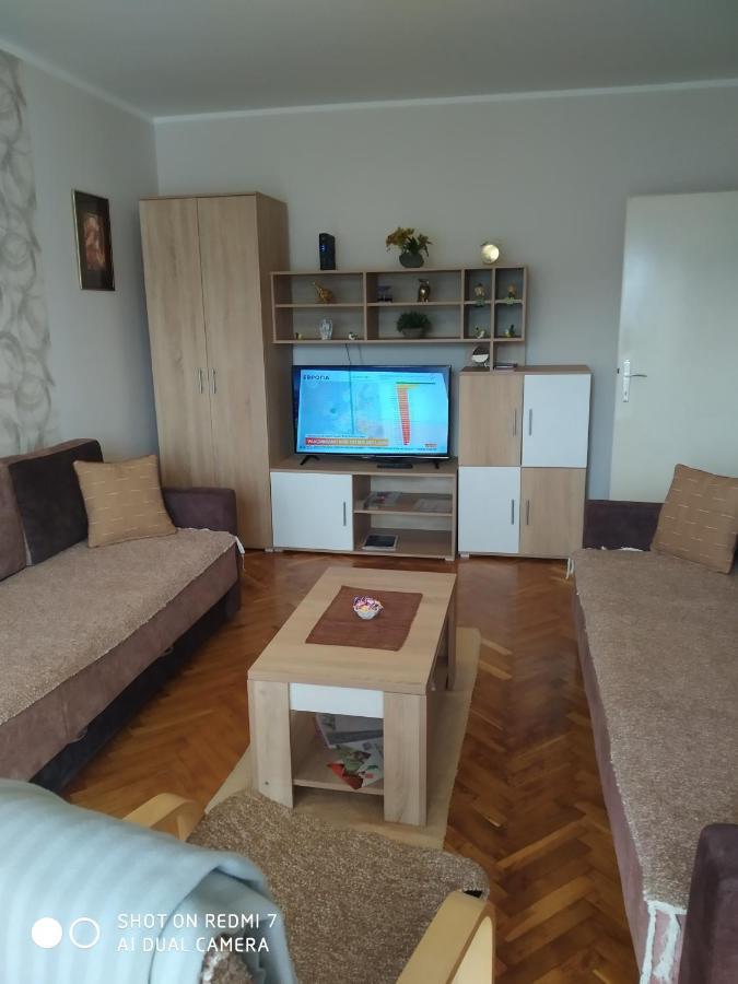 Apartman Ivan Vrdnik Exteriér fotografie